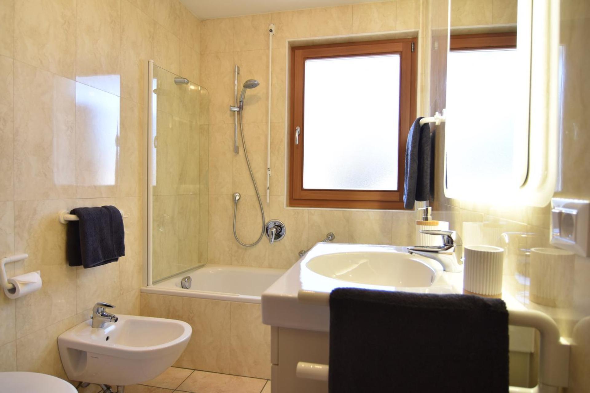 T&B Mountain View Apartman Monguelfo-Tesido / Welsberg-Taisten Kültér fotó